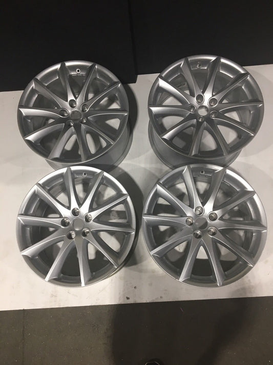 Set Of 4 Genuine Jaguar XJ 19" Aluetian Alloy Wheels Ideal for winter tyres