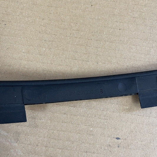 Genuine Right Hand Jaguar XJ Xjr X351 Wheel Arch Spat Extension C2D39185