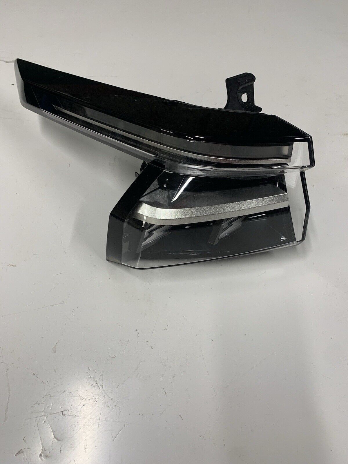 New Nissan Qashqai J12 Near Side Left Hand Rear Passenger Led Light 26555HN25A