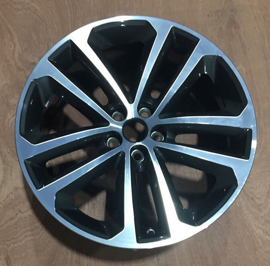 Genuine Jaguar 19" F-pace  Alloy Wheel Style 5038 Grey & Diamond Turned