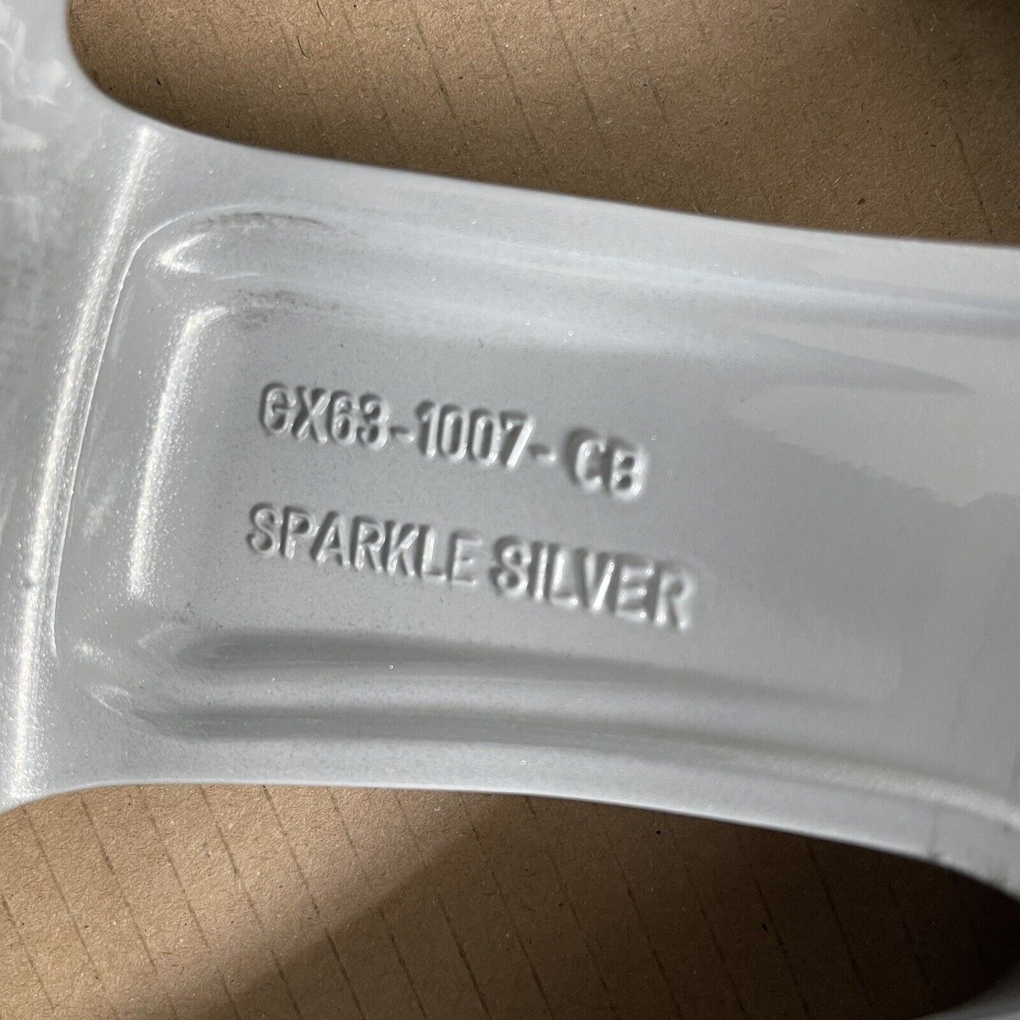 Genuine Jaguar XF 17" Turbine Alloy Wheel  9 Spoke Gx631007cb