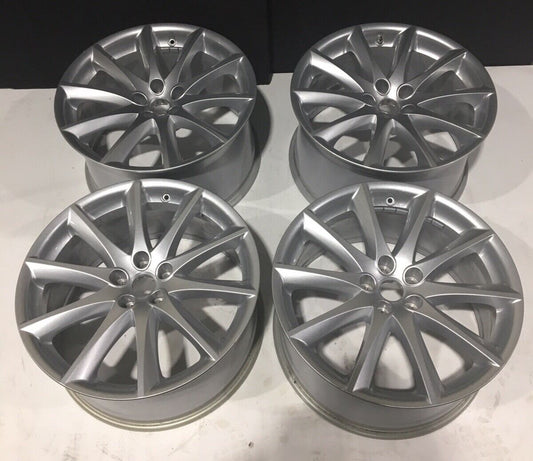 Set Of 4 Genuine Jaguar XJ 19" Aluetian Alloy Wheels Ideal for winter tyres