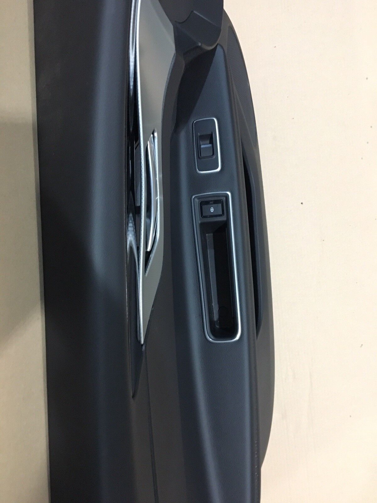 Jaguar XF Front Door Card LH Leather, Black Stitch  DG18