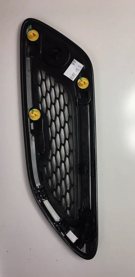 Right Hand Range Rover Evoque Bonnet VENT Grille N/S Graphite Grey LR105324