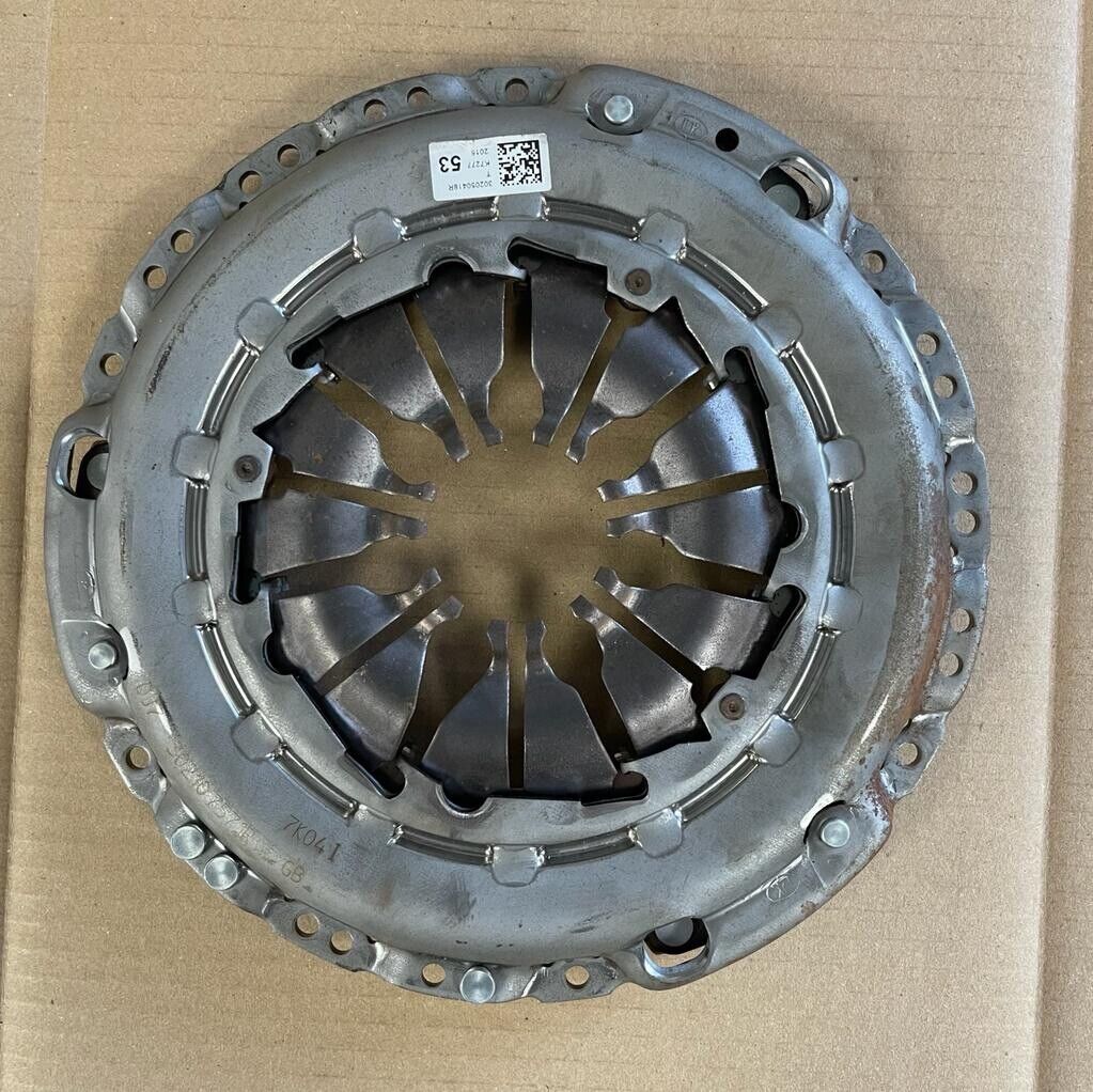 NISSAN QASHQAI Clutch Kit plate Assembly 301010007R 302050418R 1.5 DCI