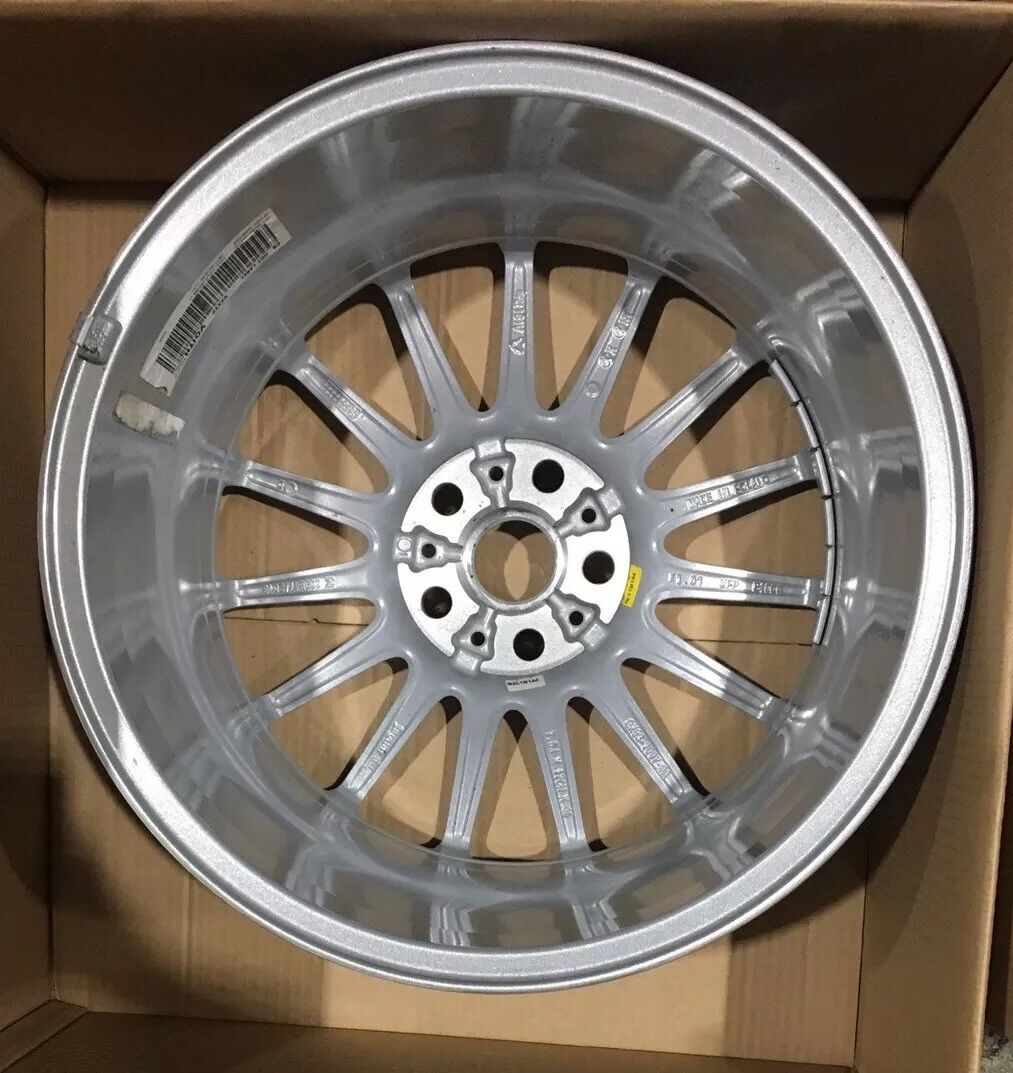 Set Of 4 Genuine Jaguar XF 17" Lightweight Alloys ideal winter tyres