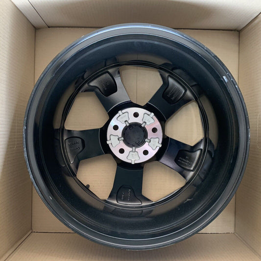 New Genuine Nissan Qashqai 18" Gloss Black Alloy Wheel