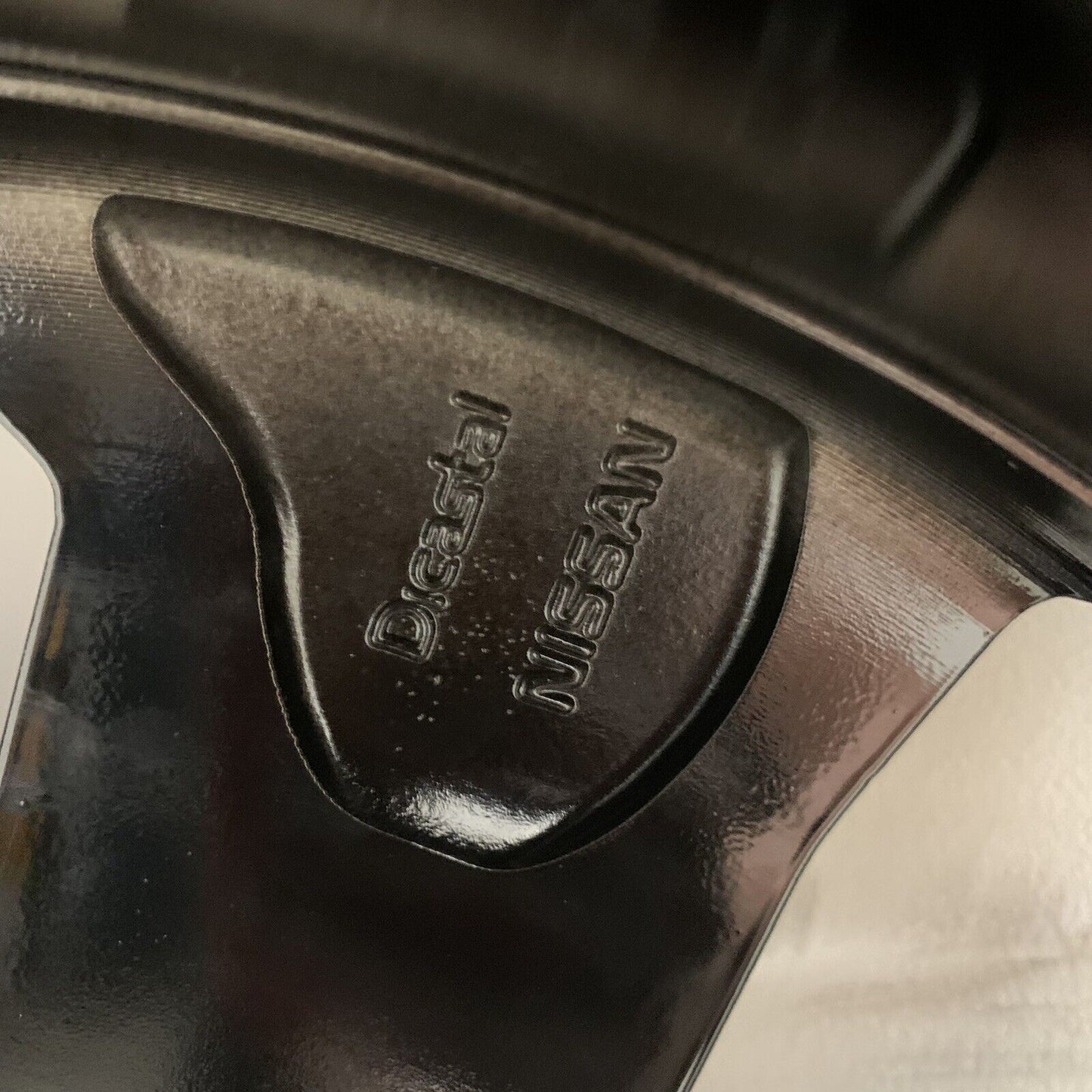 Genuine Nissan Qashqai 18" Black Alloy Wheel and Tyre