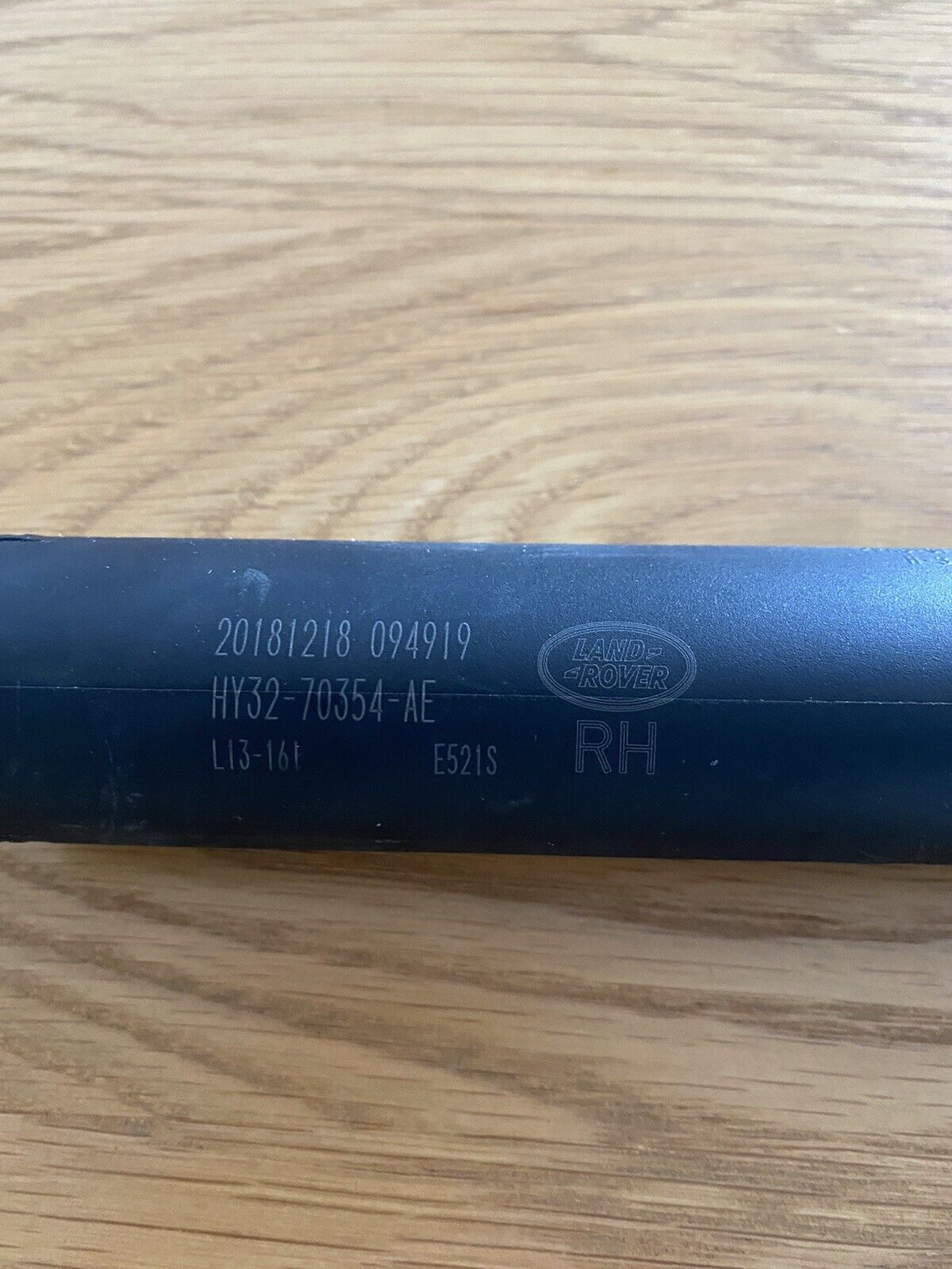 Genuine OE Land Rover Discovery Rear Right Boot Lid (2013) - LR156756