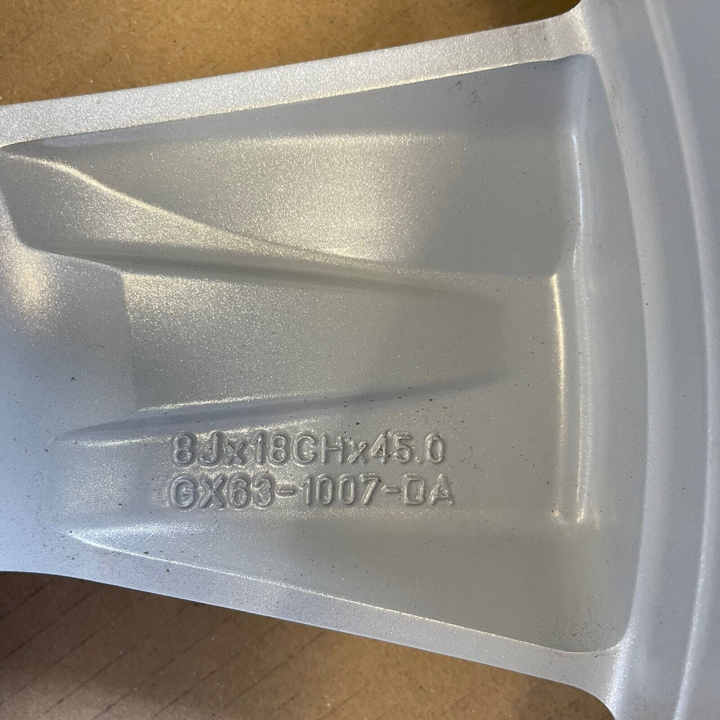 Genuine Jaguar XF 18" Fan Alloy Wheel Silver 8jx18ch 45 Off Gx73-1007-da