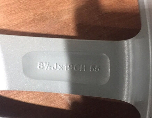 Genuine Jaguar XE 19" Rear Star XE Alloy Wheel 8 1/2Jx19CHx55 T4n1685 T4n13262