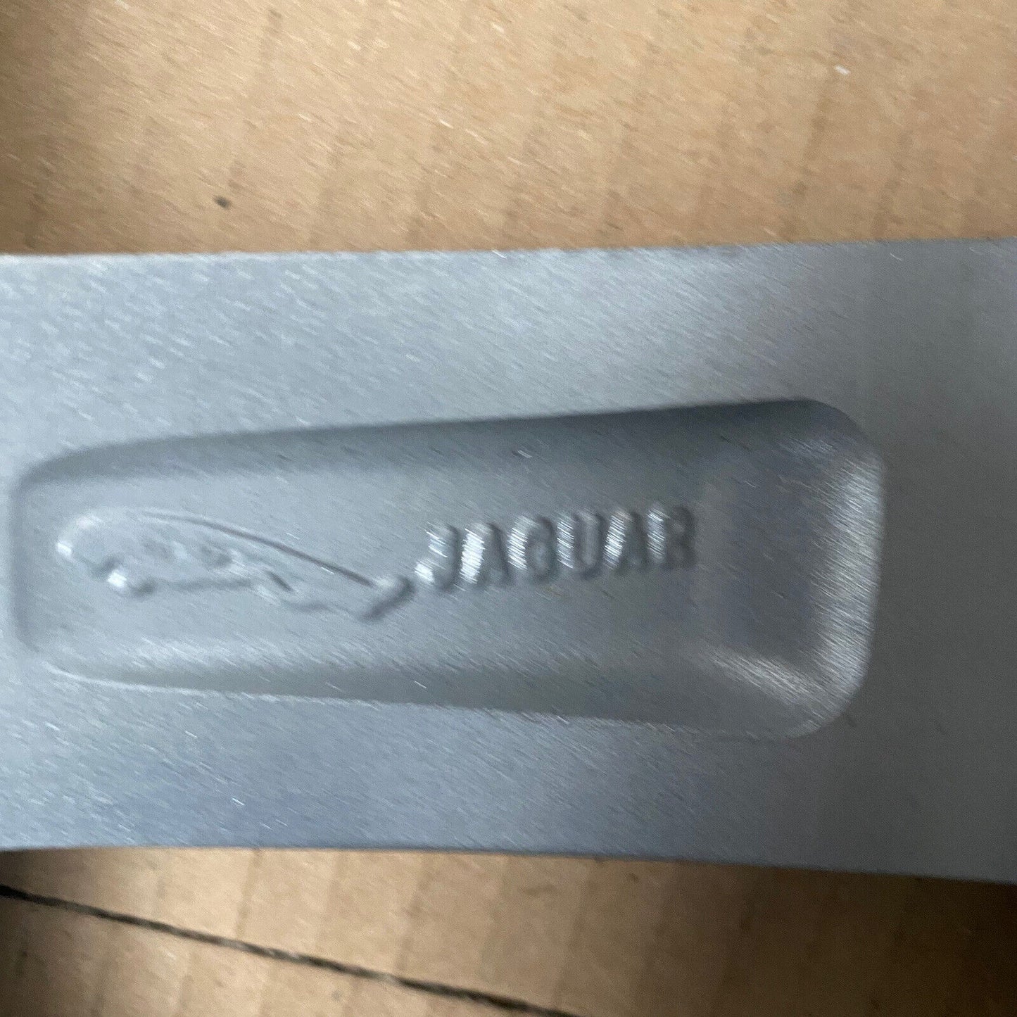 Genuine Jaguar XE 17" Turbine Alloy Wheel 7Jx17CHx48.5OFF T4n13263 Gx731007rb