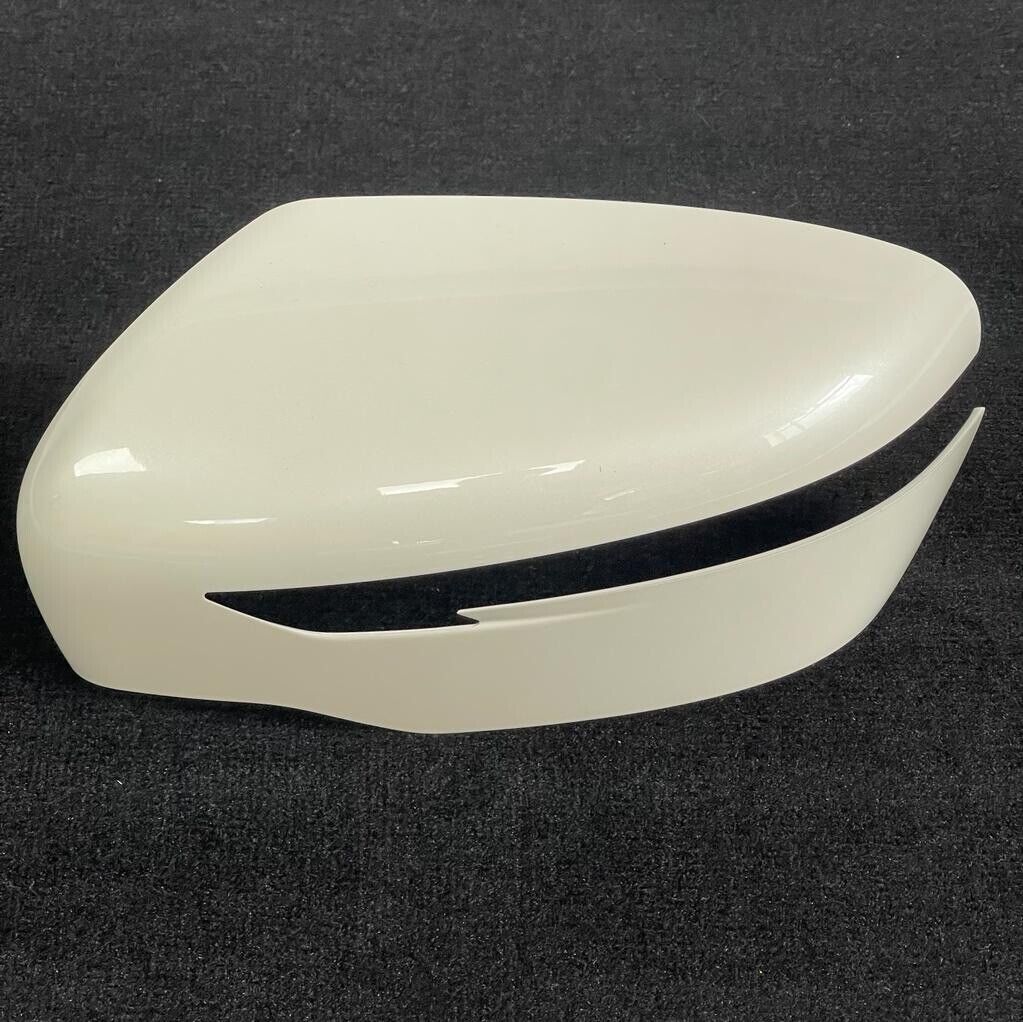 Genuine 2016 Nissan Qashqai Left Hand Near Side  Pearl White Door Mirror Cover