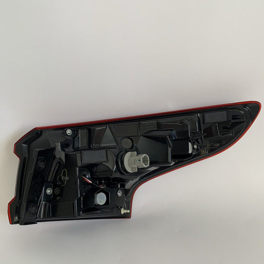 Genuine 2015 Nissan Qashqai Near Side Left Hand Rear Passenger Light 26555hp00a