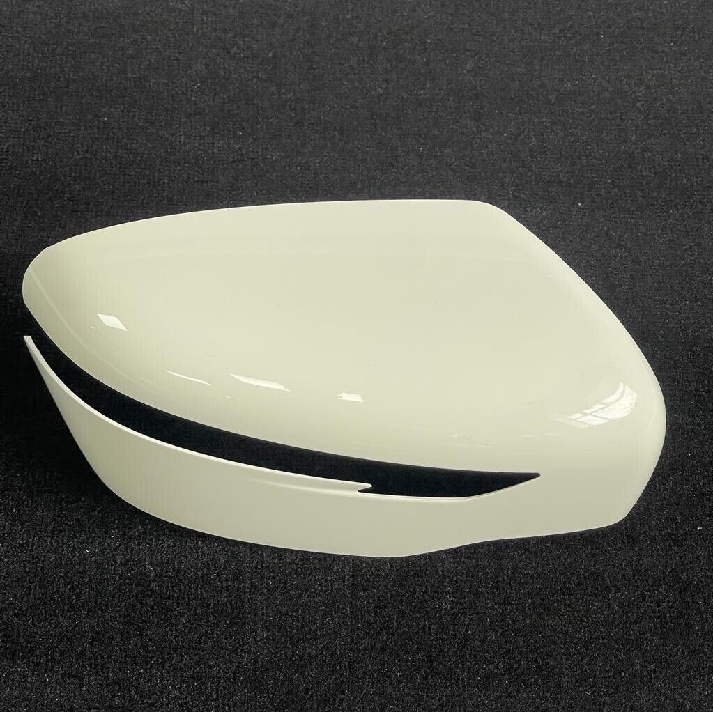 Genuine 2016 Nissan Qashqai Right Hand Off Side Solid White  Door Mirror Cover