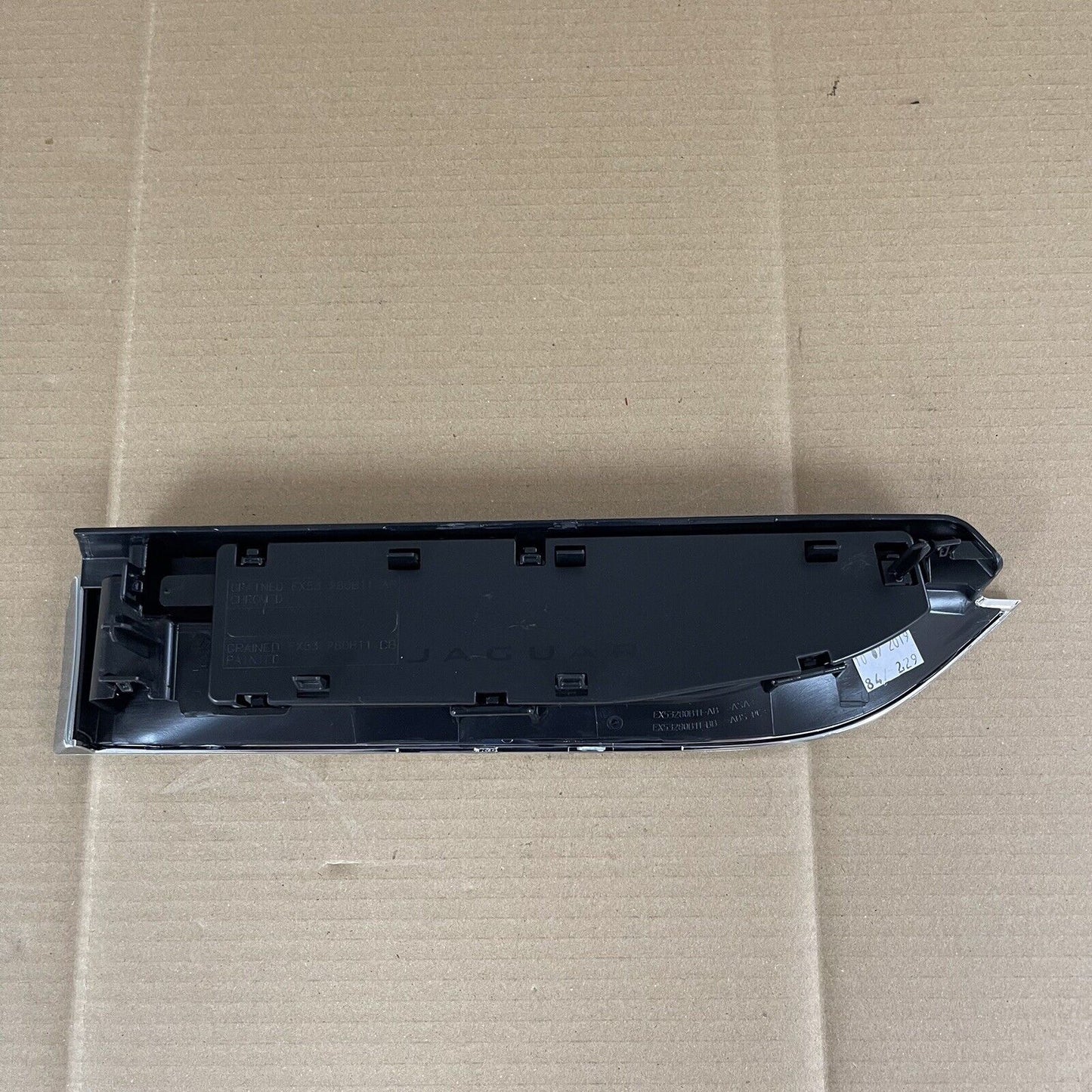 Genuine New Left Hand JAGUAR F type Chrome Black Wing VENT Finisher Near Side