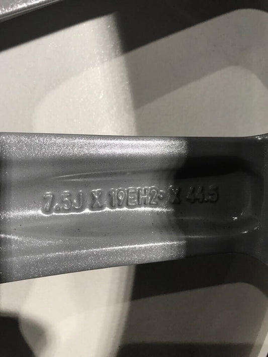 Genuine Range Rover L405, L494 19" Alloy Wheel Silver 7.5jx19ch Offset 44.5