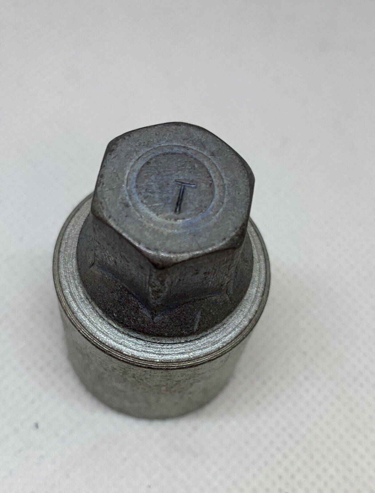 Genuine Vw Volkswagen Locking Wheel Nuts With Caps And Key 777 T