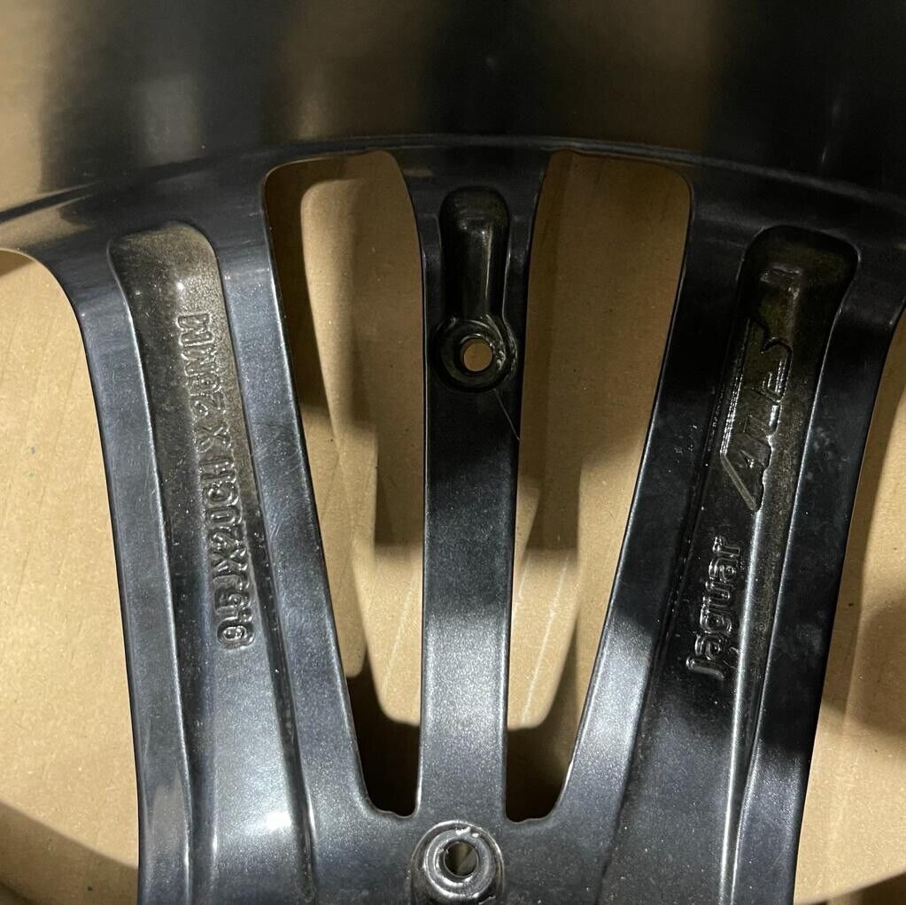 Genuine Jaguar XK Xkr 20" Rear Selena Alloy Wheel 9.5j X 20 26 C2P17788