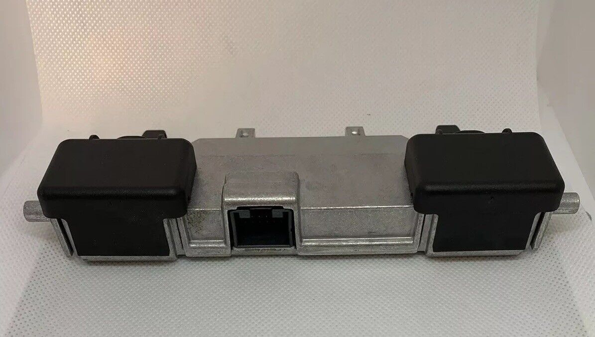 Range Rover Evoque Forward Facing Camera System  LR080172