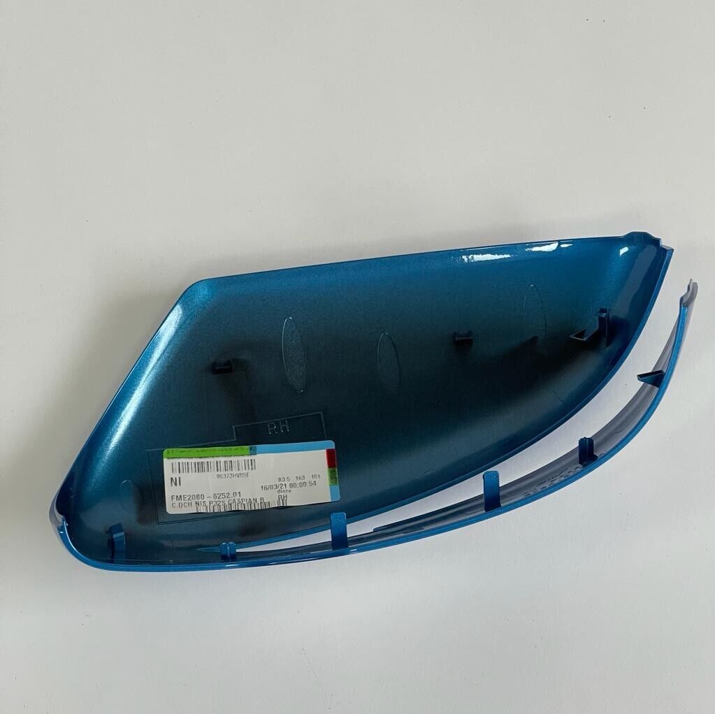 Genuine 2016 Nissan Qashqai Right Hand Off Side Caspian Blue Door Mirror Cover