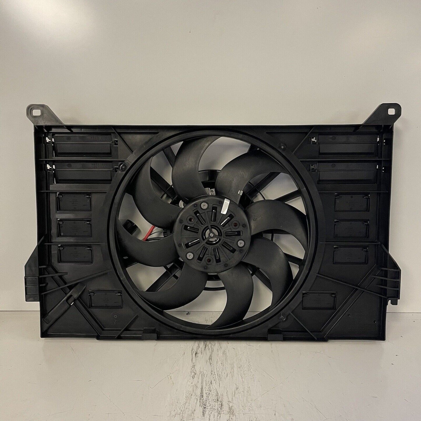 Jaguar I Pace Radiator Fan and Cowl T4K1057 T4K15875 J9D38C607AD
