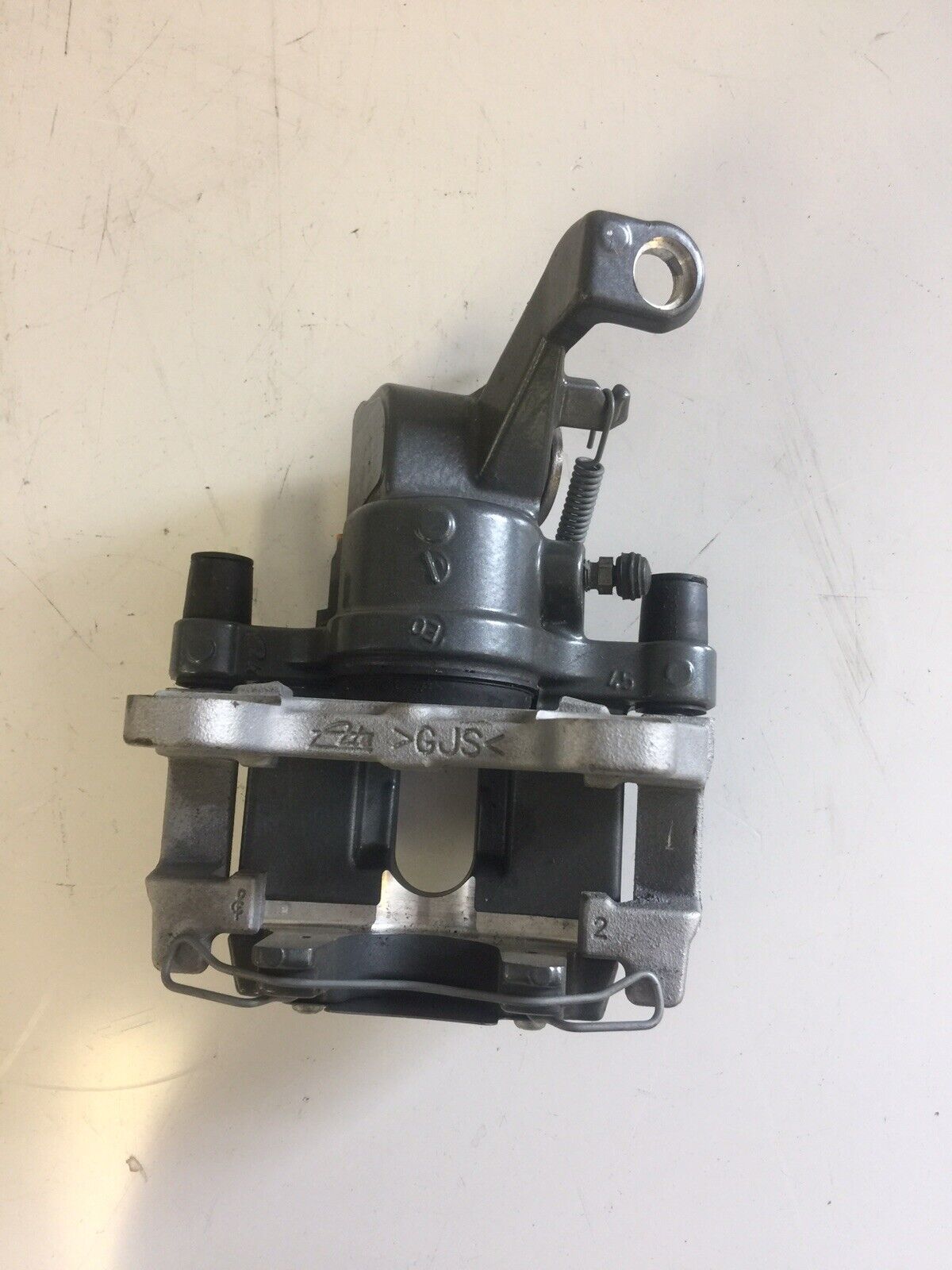 Genuine Jaguar XF, XK, XJ Rear Brake Calliper Housing Grey RH C2D39490