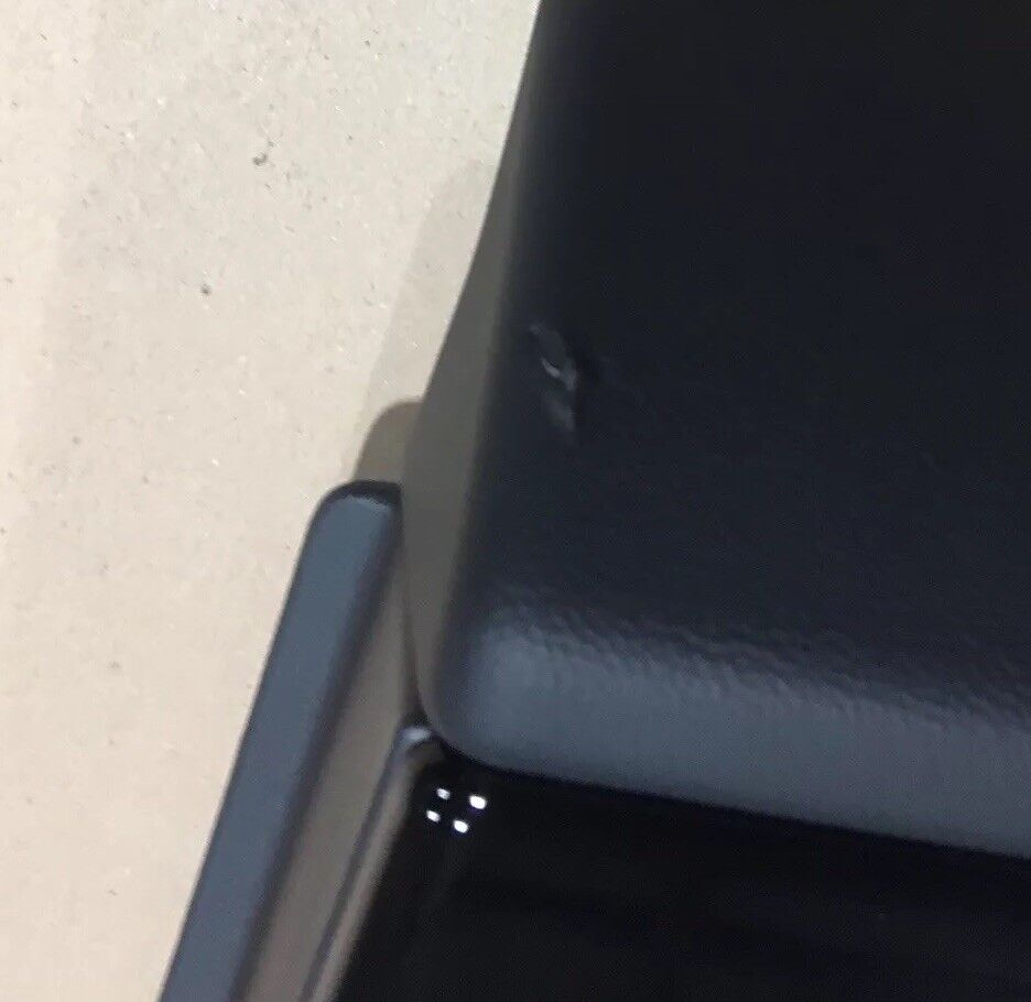 Jaguar Fpace Rear Door Card RH Leather, Black Stitch LED DG4