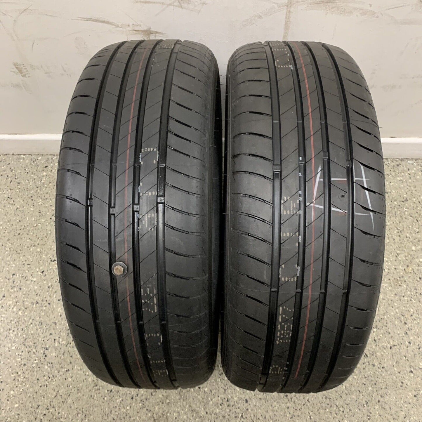Pair Of Tyres 235/55 R18 100V Bridgestone Turanza T005 Full Tread