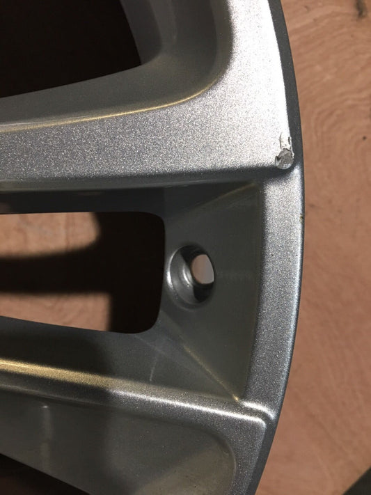 Genuine Jaguar F-type Alloy 5 Split Spoke Volution 9.5Jx19ch 27OFF Rear T2r14420