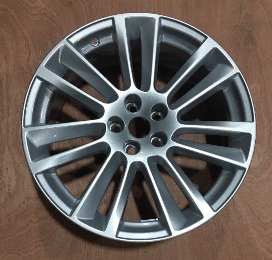 Genuine Jaguar 19" F-pace Razor Twin 7 Spoke Alloy Silver 8.5Jx19 45 T4a2306