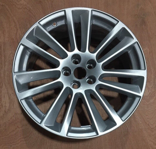 Genuine Jaguar 19" F-pace Razor Twin 7 Spoke Alloy Silver 8.5Jx19 45 T4a2306
