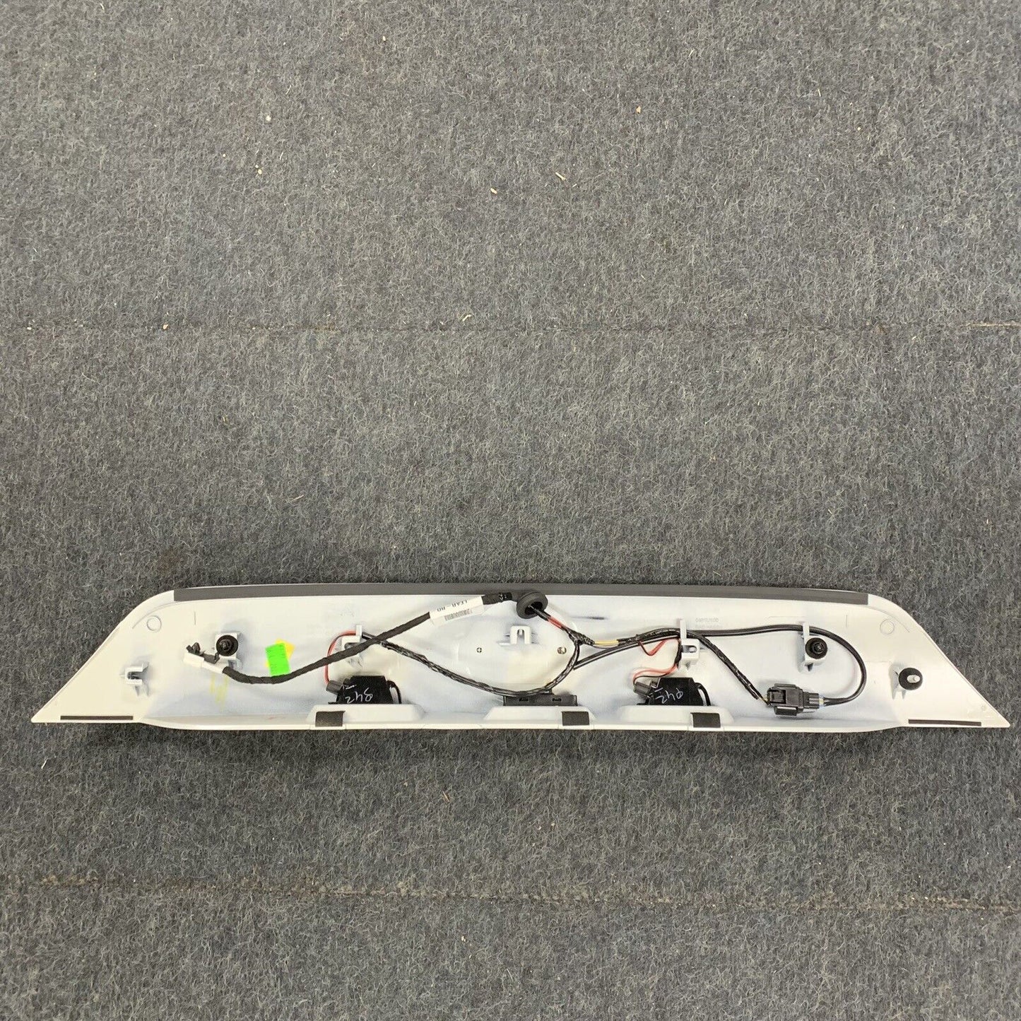 New Genuine White Nissan Qashqai Tailgate Boot Button Handle Trim Cover
