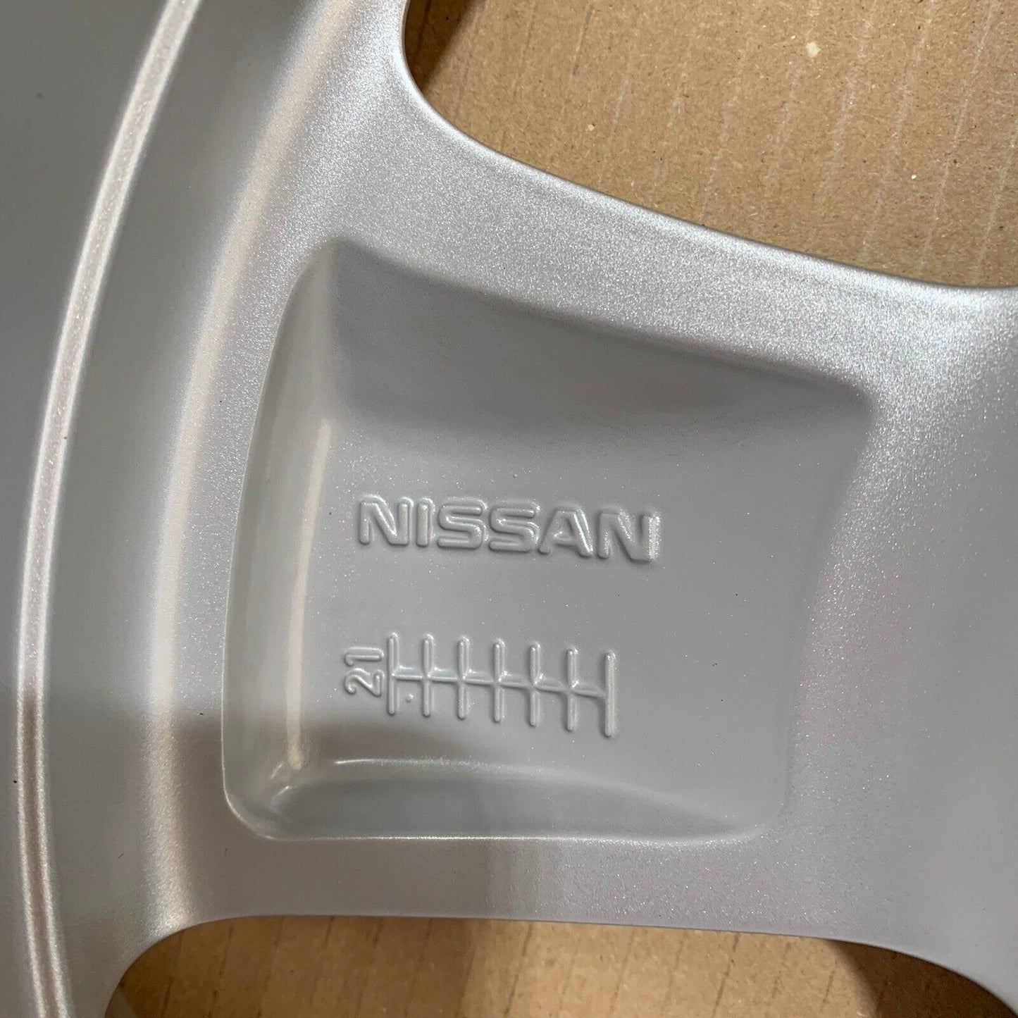 New Genuine Nissan Qashqai 17" Silver Alloy Wheel Set of 4 D0300HV01A 2018-20