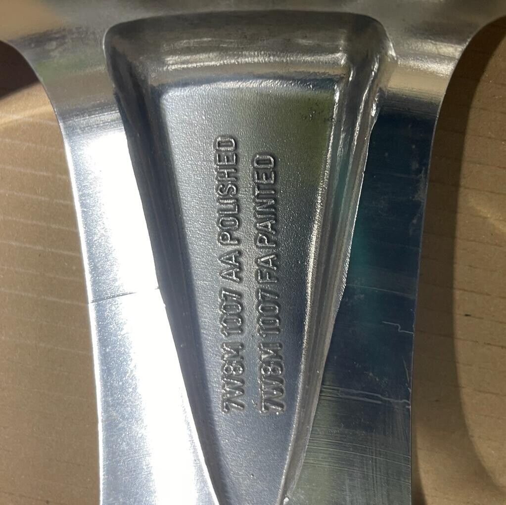 Genuine Jaguar XK Xkr 20" Front Cremona 8.5J X 20” Polished SilverC2P10530