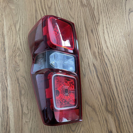 Genuine Isuzu D Max Left Rear Lamp Unit NSR Passenger Side