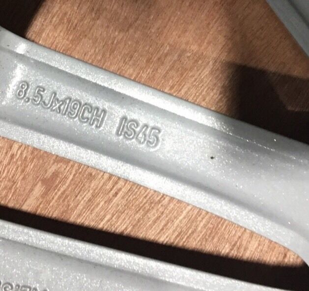 Genuine Jaguar 19" F-pace Razor Twin 7 Spoke Alloy Silver 8.5Jx19 45 T4a2306