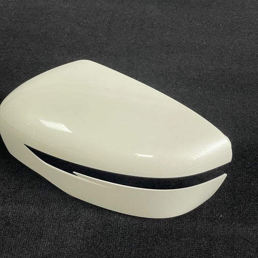 Genuine 2018 Nissan Qashqai Left Hand Near Side  Pearl White Door Mirror Cover