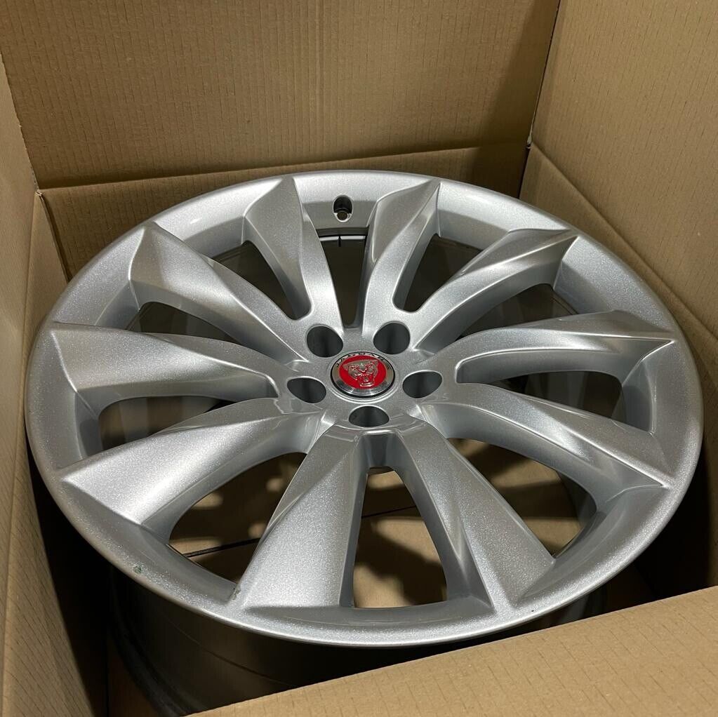 Genuine Jaguar F-Type 20” Turbine Alloy Wheel Silver 10.5J T2R1866