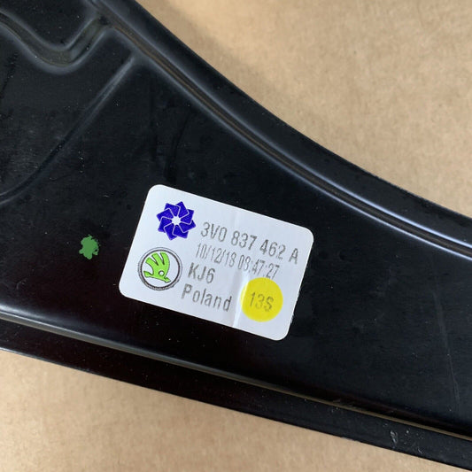 Genuine Vw Volkswagen Front Right Hand Window Regulator 5q0959802b 3v0837462a