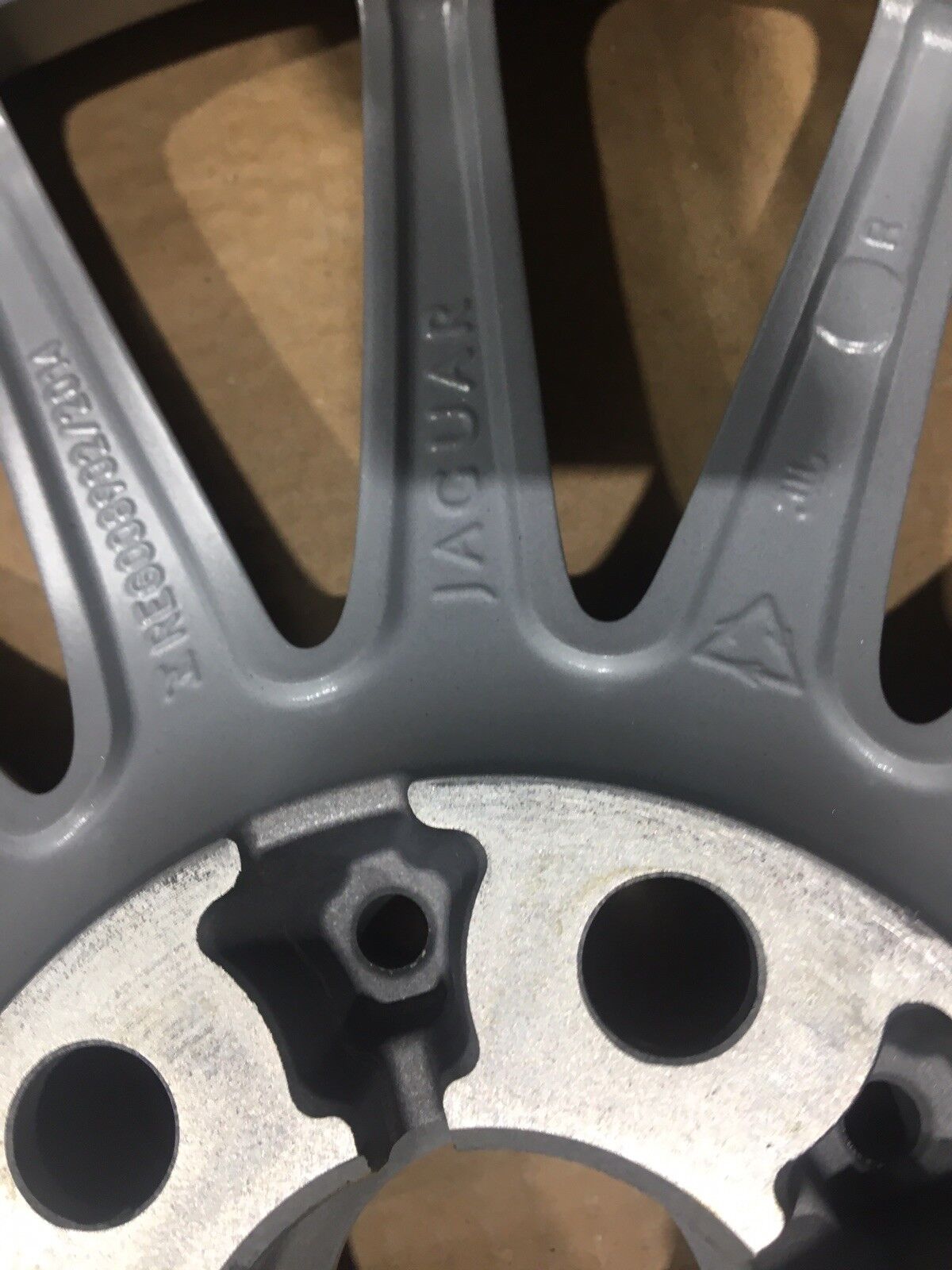 Set Of 4 Ford 18” Alloy Wheels