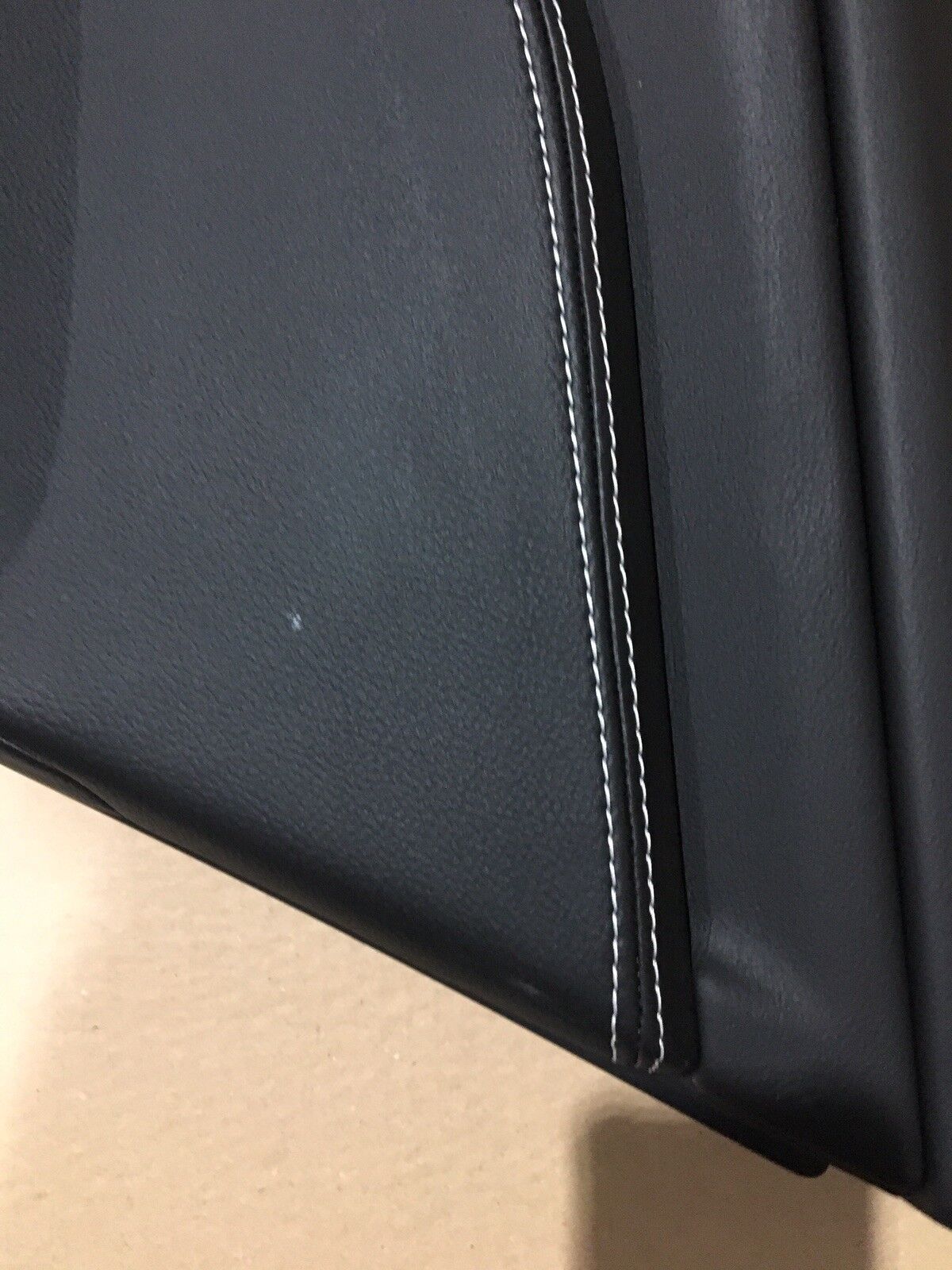 Jaguar Fpace Rear Door Card RH Leather, Cream Stitch LED DG7