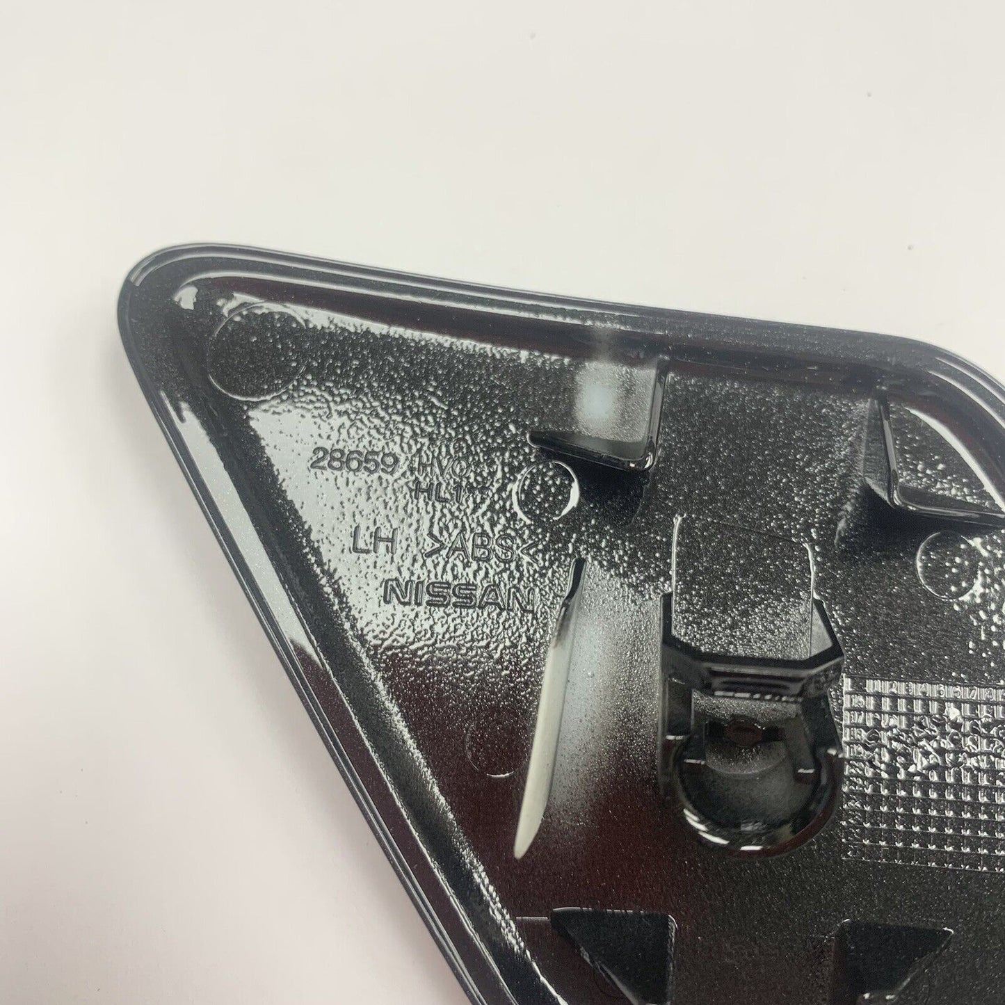 New Nissan Qashqai Headlight Black Left  Hand Washer Jet Cover