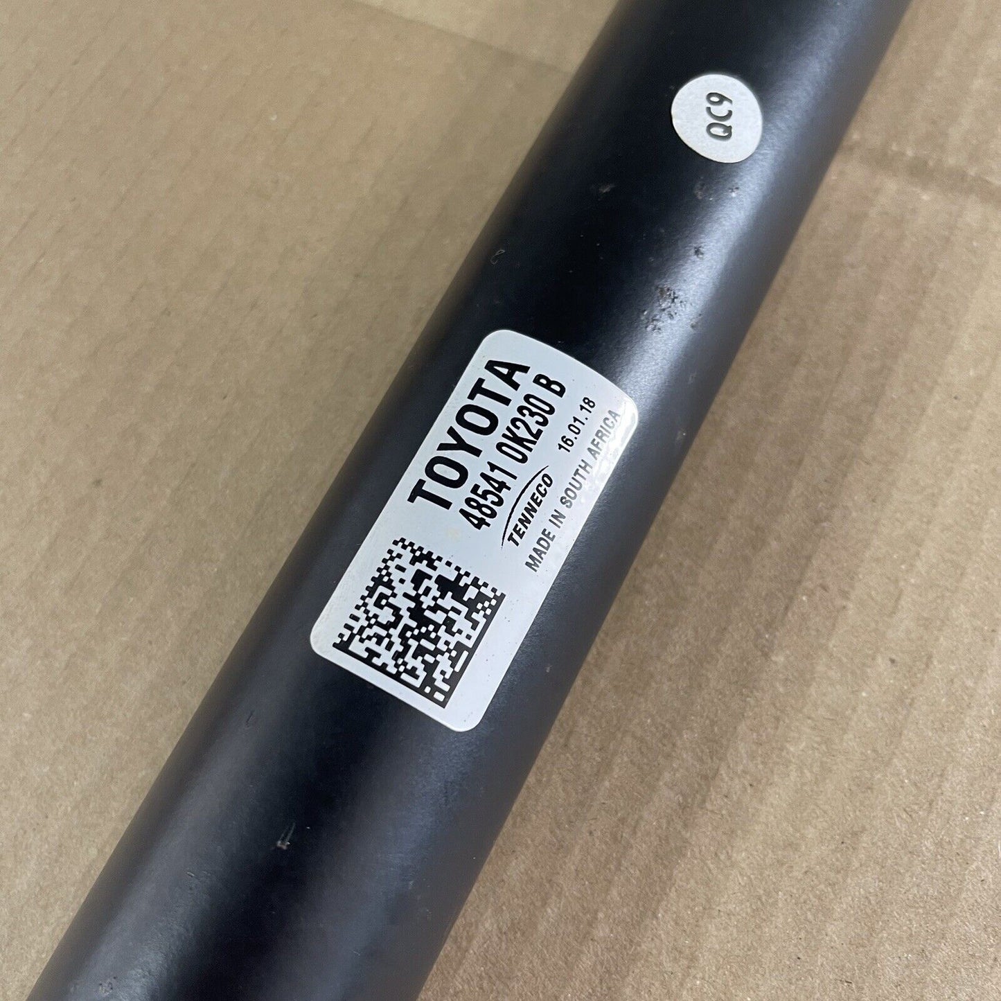 Toyota Hilux GENUINE Left Near side Rear Suspension Shock Absorber 485410k230b