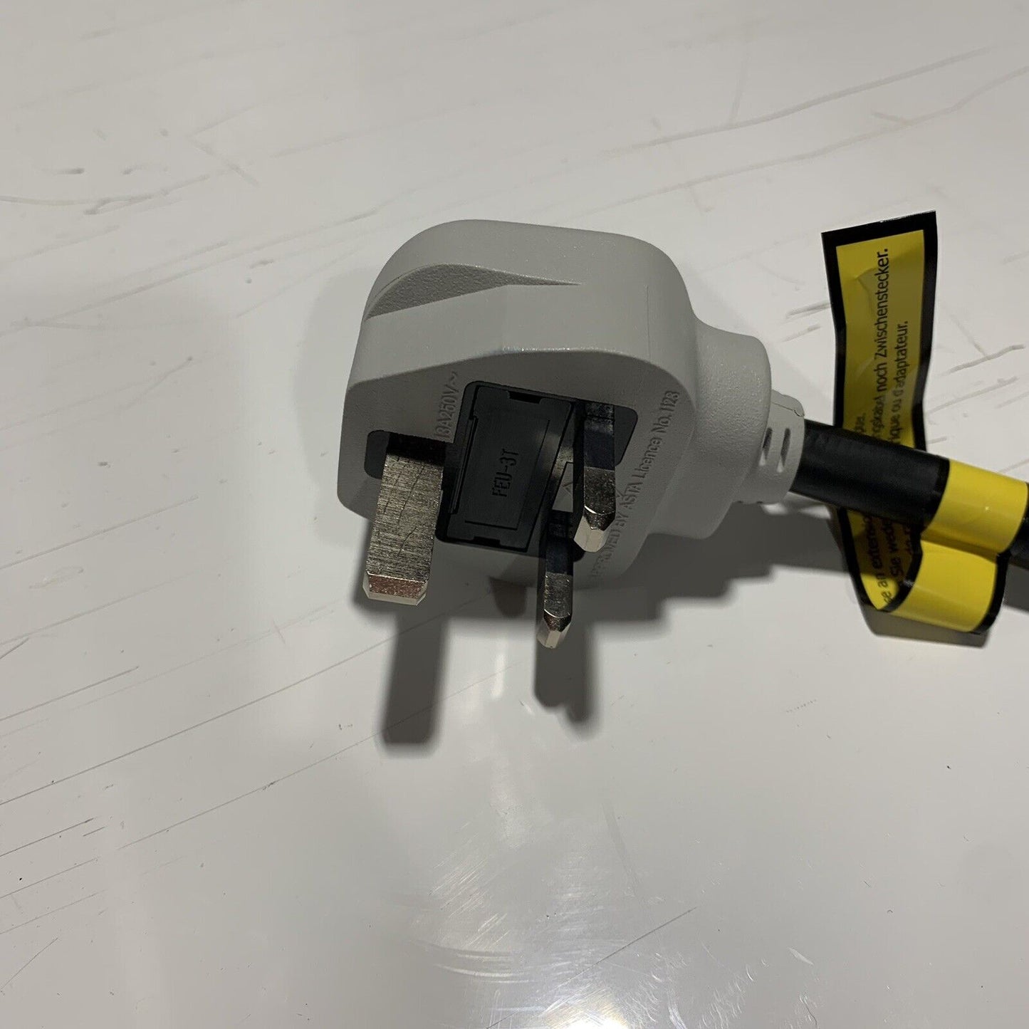 Genuine Nissan Leaf 3 Pin Home Charger - 2018 ON 296M15SJ0C