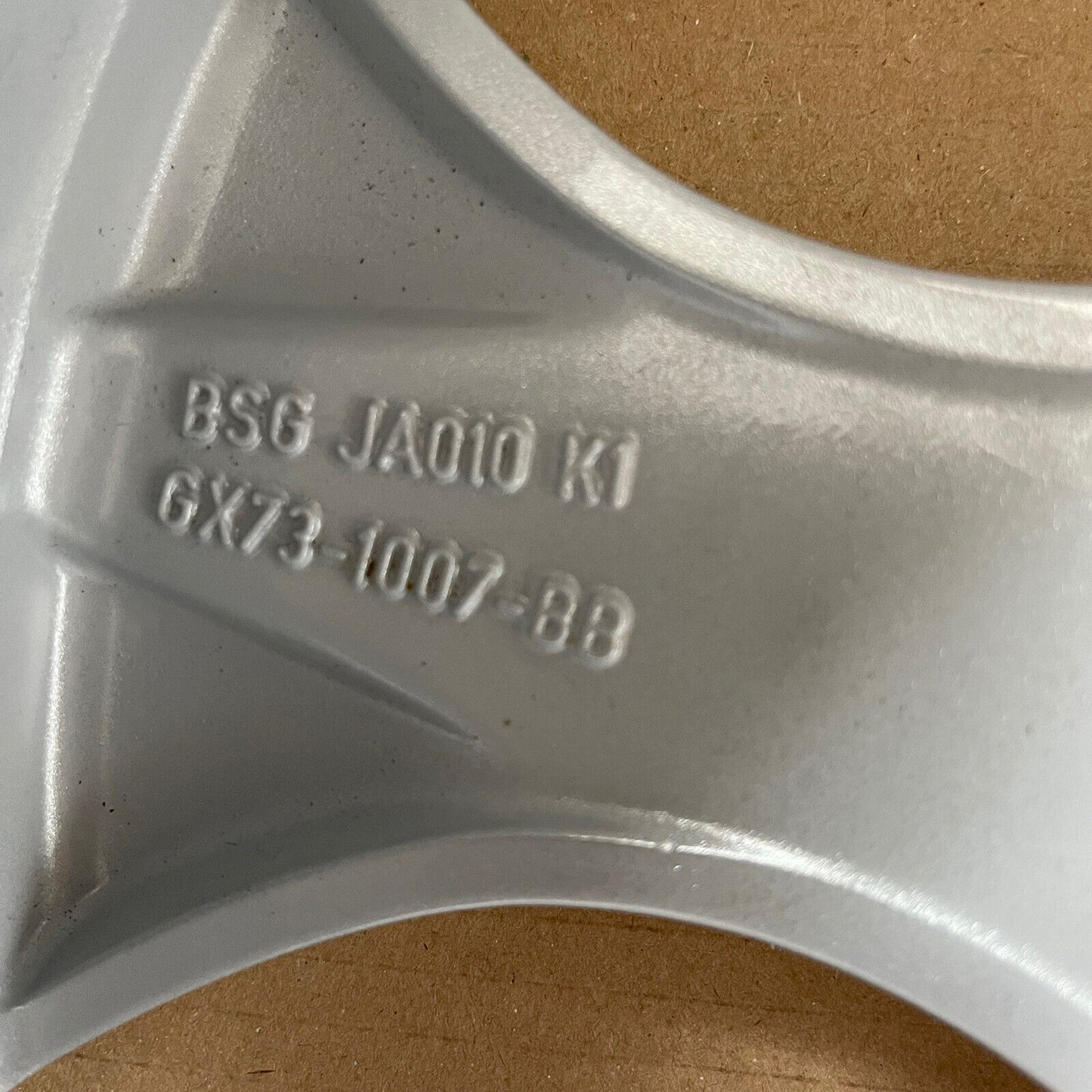 Genuine 17" Jaguar XE Projector Alloy Wheel 7Jx17CHx48.5 Gx731007bb