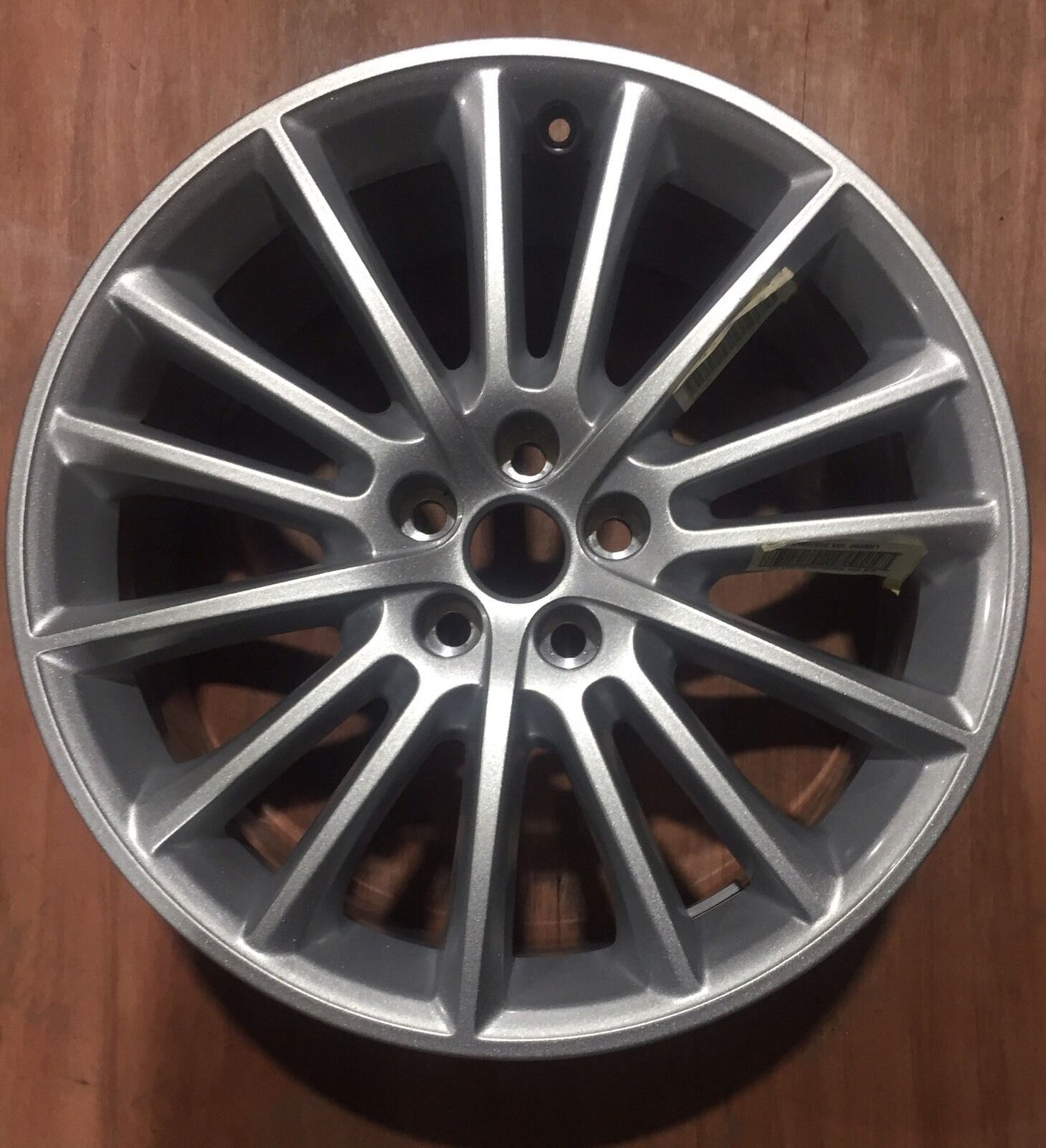 Genuine Jaguar XE 19" Rear Radiance Alloy Wheel 8.5Jx19CHx55 T4n1680