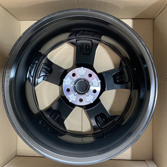 New Genuine Nissan Qashqai 18" Alloy Wheel Grey And Diamond Cut D03006UA3A