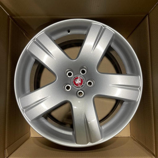 Genuine Jaguar XJ 19" Sabre Alloy Wheel Silver 9.5x19 Offset 31 C2P11441