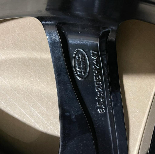 Genuine Land Rover Discovery 5 20” Gloss Black 5 Spoke Alloy 8.5jx20 Eh 47